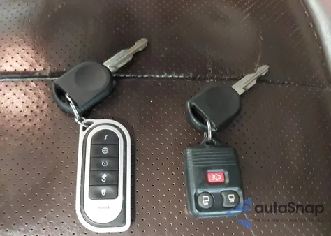 2009 Ford F-150 Fx4/King Ranch/Lariat/Platinum/Xl/Xlt from USA, damaged, VIN 1FTPW14V49FB27935